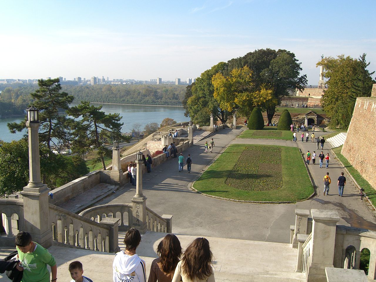 Kalemegdan: Belgrad’ın Tarih ve Doğa Kucaklaşması
