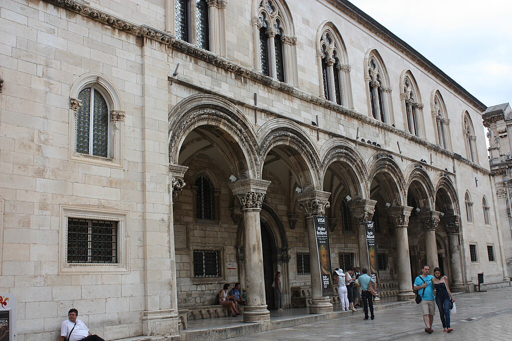Rektörlük Sarayı: Dubrovnik Cumhuriyeti’nin Kalbi

