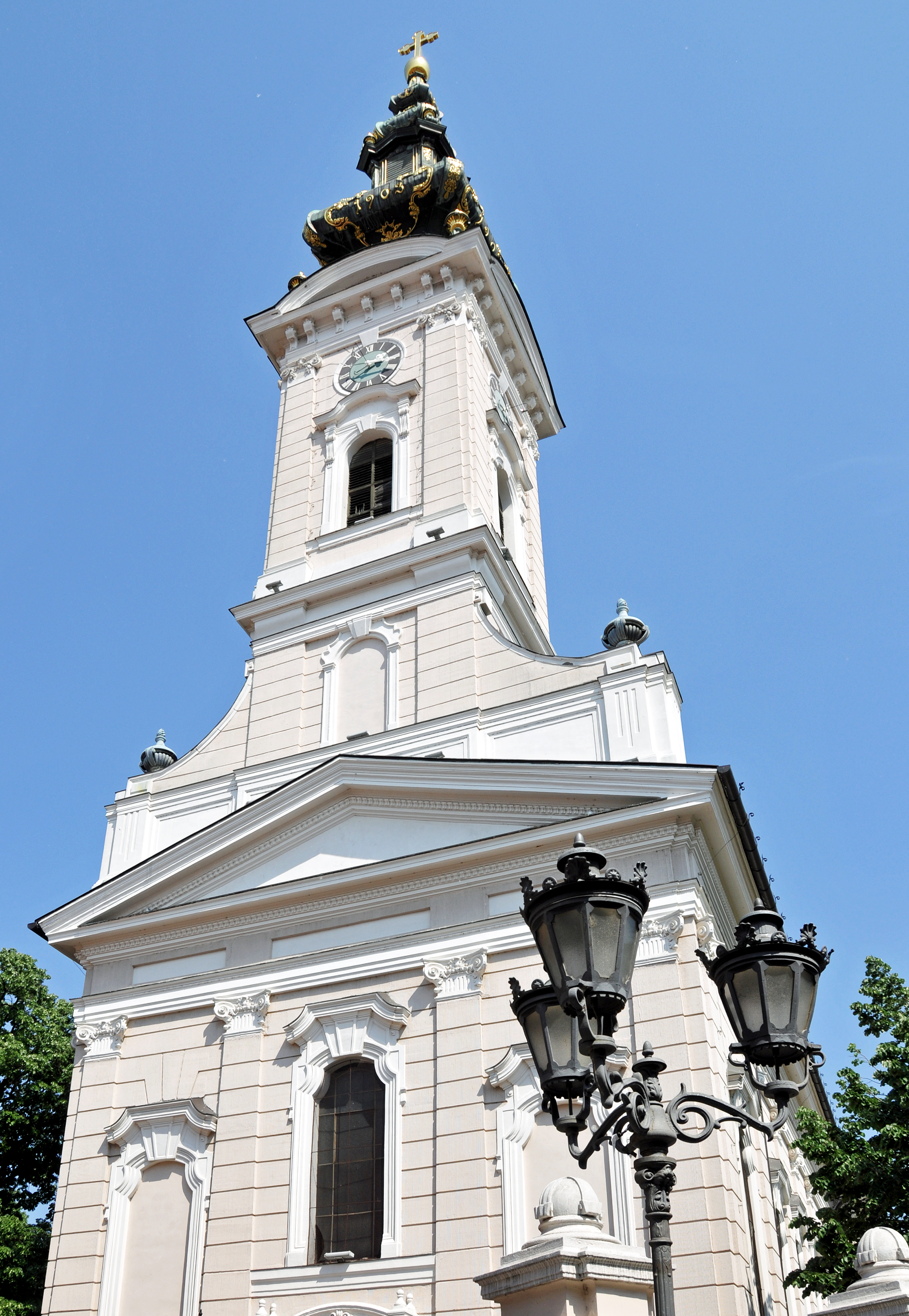 Saint George's Cathedral: Novi Sad’ın Ruhani Kalbi
