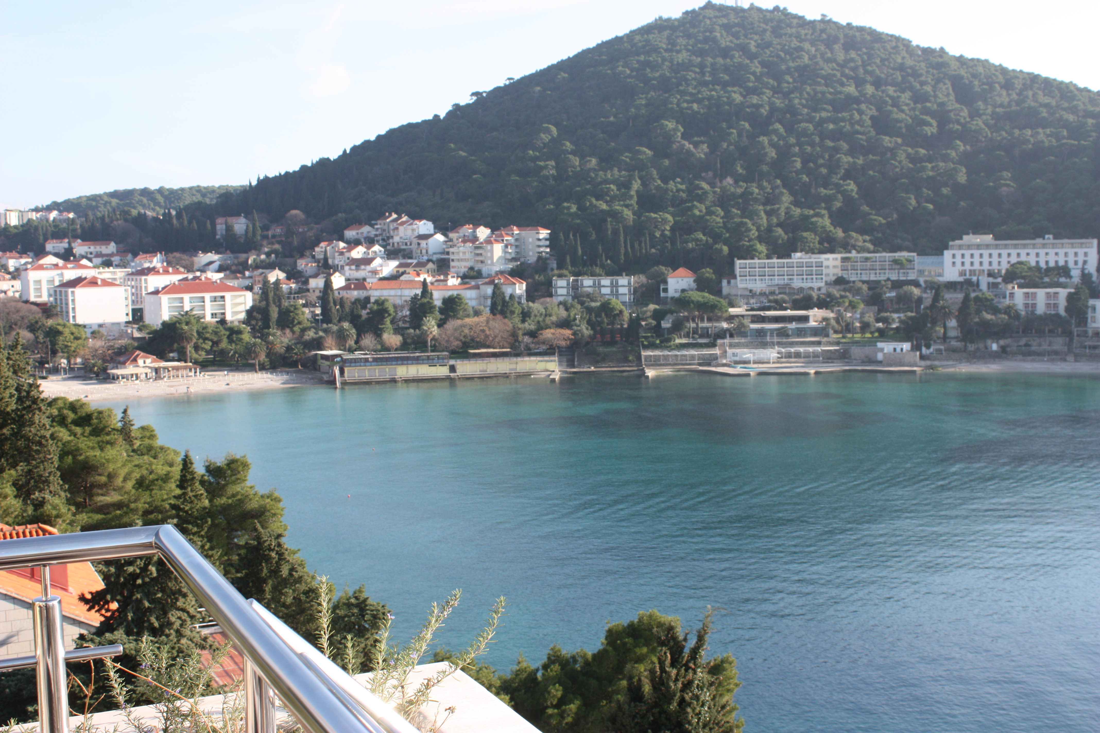 Uvala Lapad Beach: Dubrovnik’in Aile Dostu Sahili

